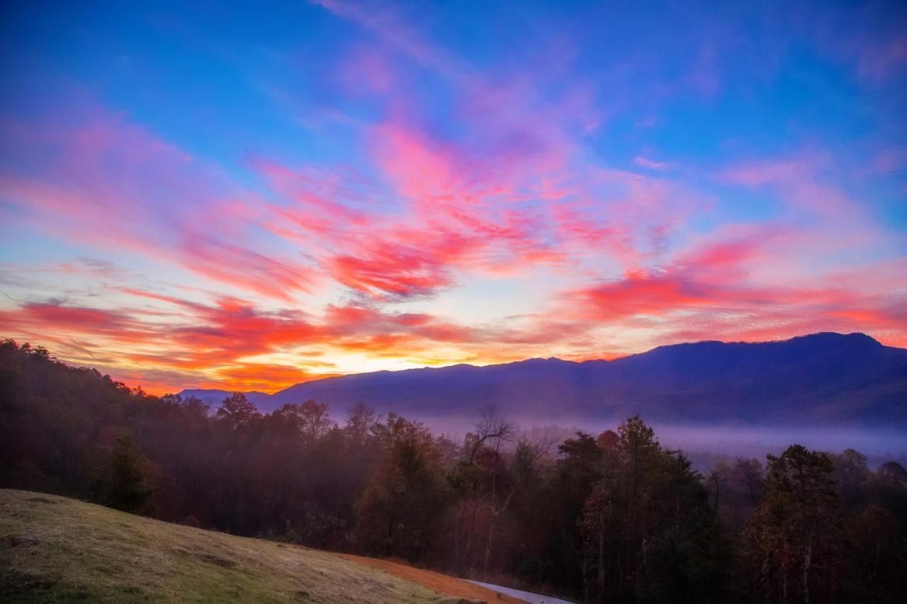 Leconte Mountain Lodge, Breathtaking Views, Hot 1089, Free Tickets Each Paid Day, Dollywood And Mor Sevierville Exterior photo